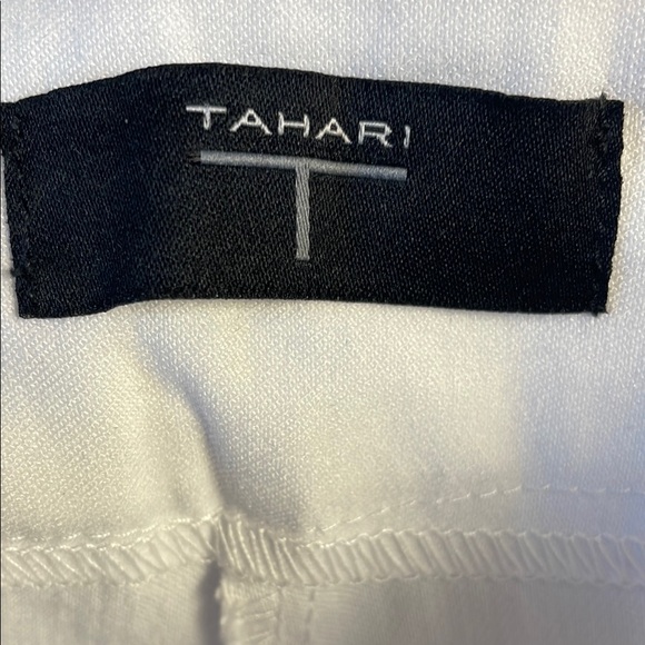 ❌SOLD❌T TAHARI- Pull On Kick Flare Cropped Pants size M - Picture 4 of 4